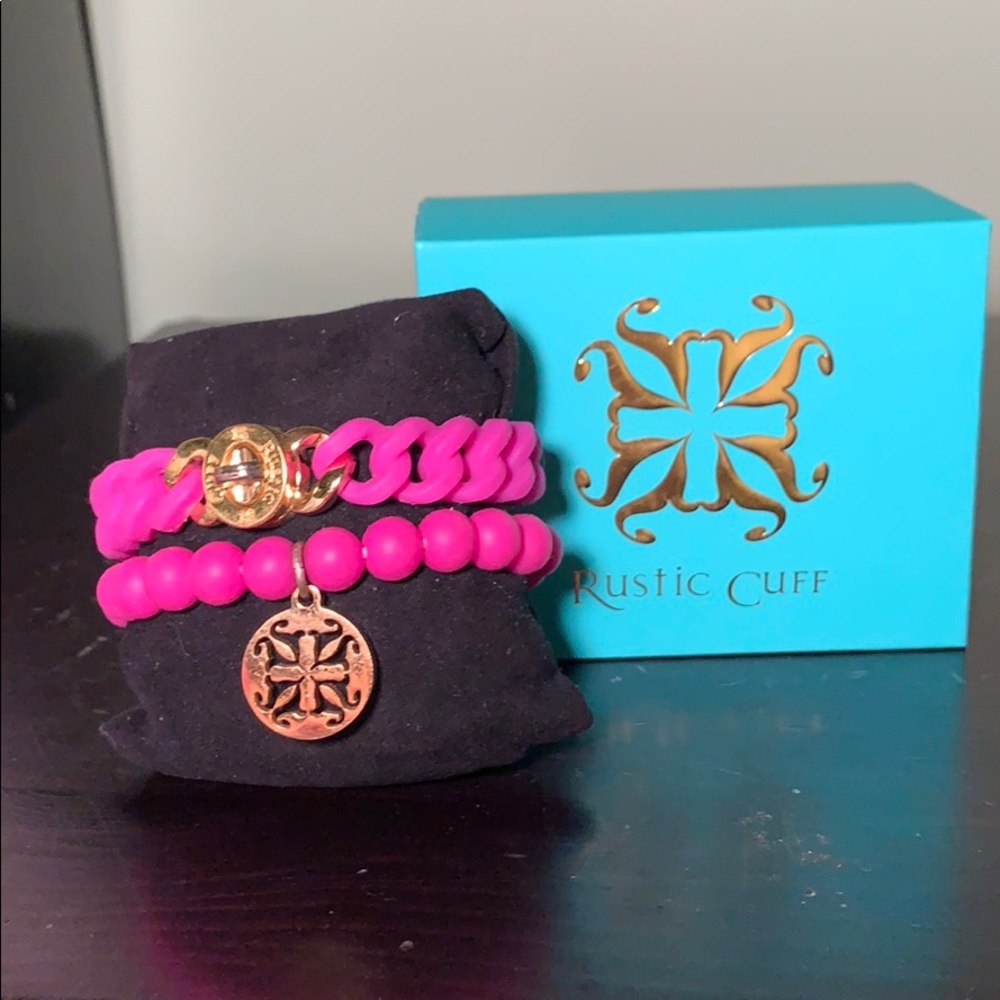 Magenta Rustic set
